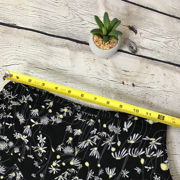 H&M 100% Viscose Asymmetrical Ruffle Midi Skirt 2 - Picture 2 of 3